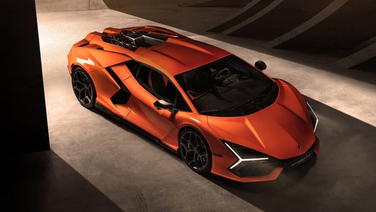Expertise Energy and Efficiency with Lamborghini Revuelto