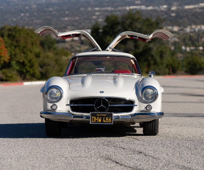 These Three Classic Mercedes Benz Automobiles are up for Grabs